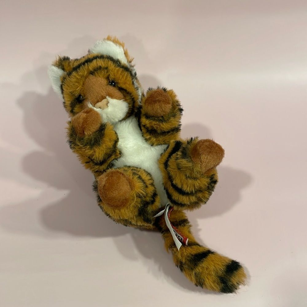Douglas Cuddle Toys Lil Handfuls Baby Tiger Excellent Used Condition 6” long